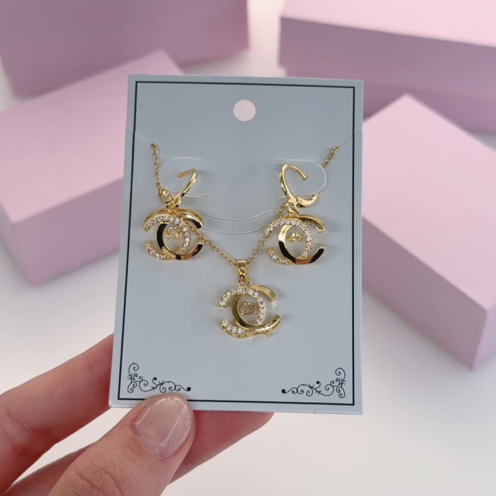 Small Fragrance Diamond Set | The perfect blend of classic and sparkle