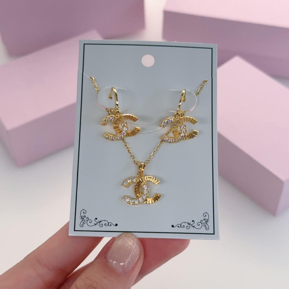 Small Fragrance Diamond Set | The perfect blend of classic and sparkle