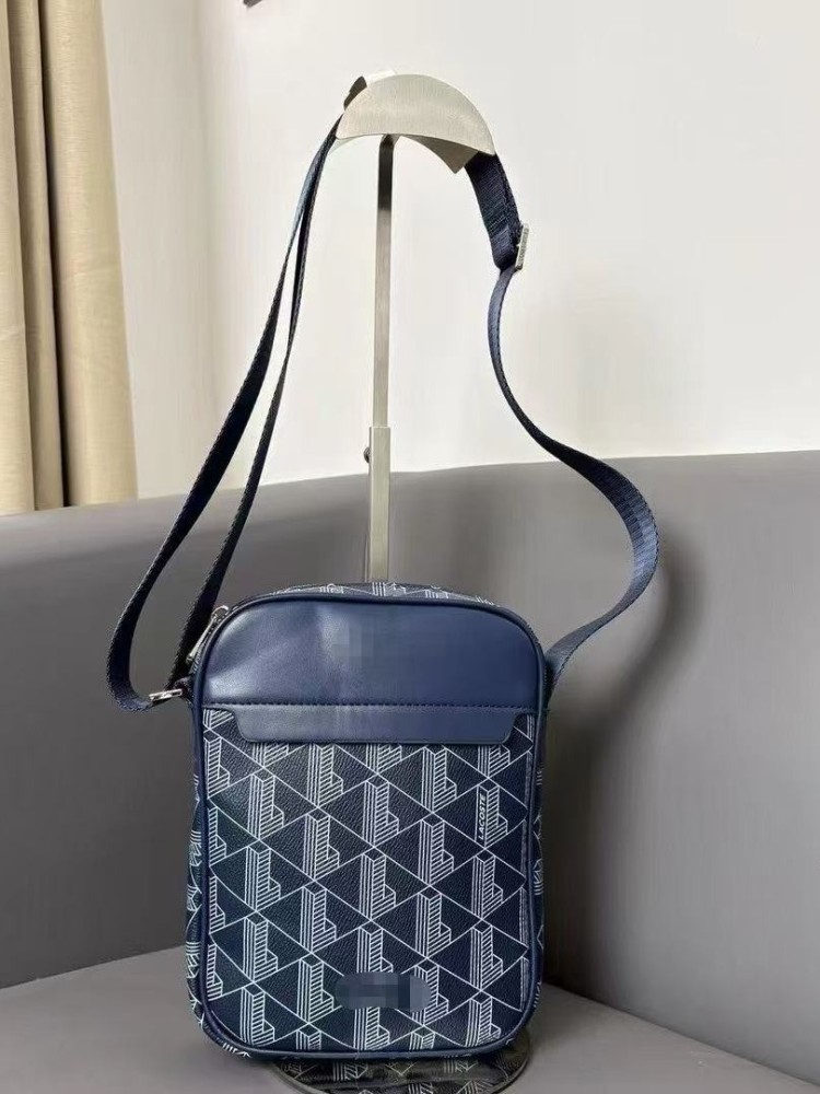 LACOSTE Light luxury men's printed crossbody bag, quality travel choice