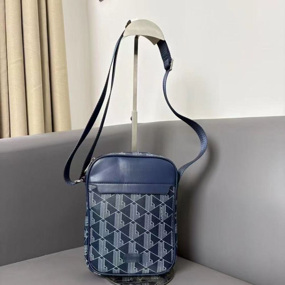 LACOSTE Light luxury men's printed crossbody bag, quality travel choice