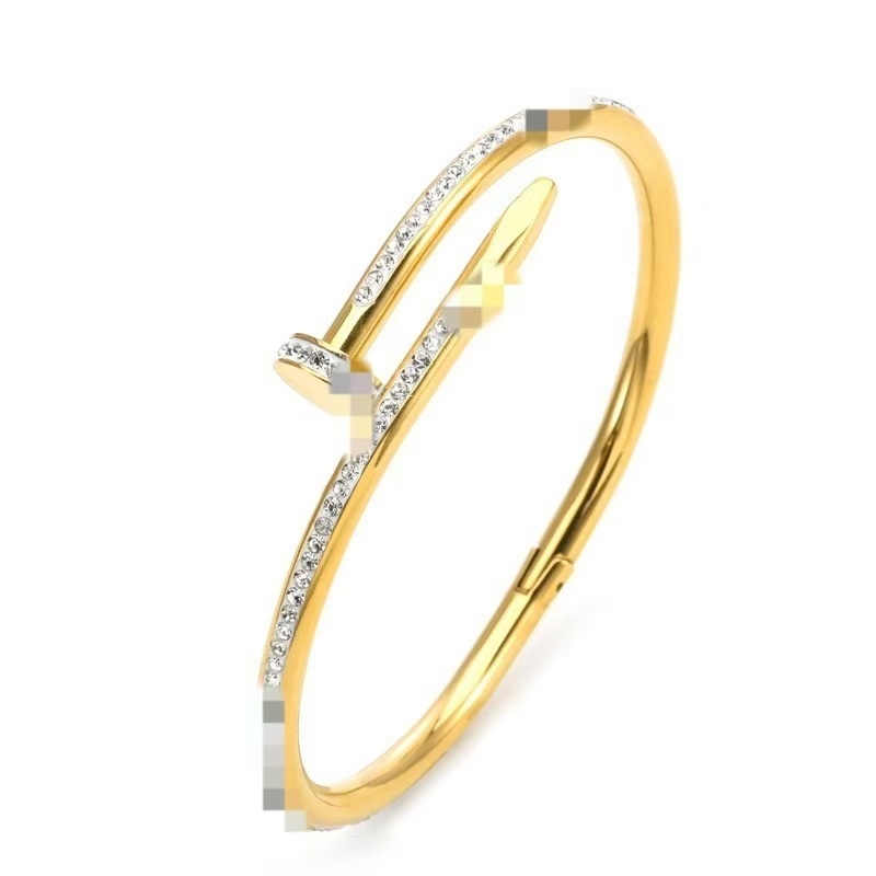 Silver bracelet with diamonds