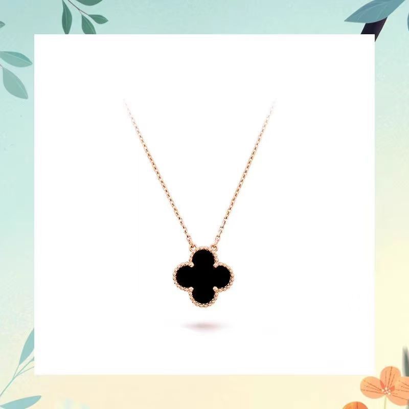 Classic four-leaf clover red agate gold necklace