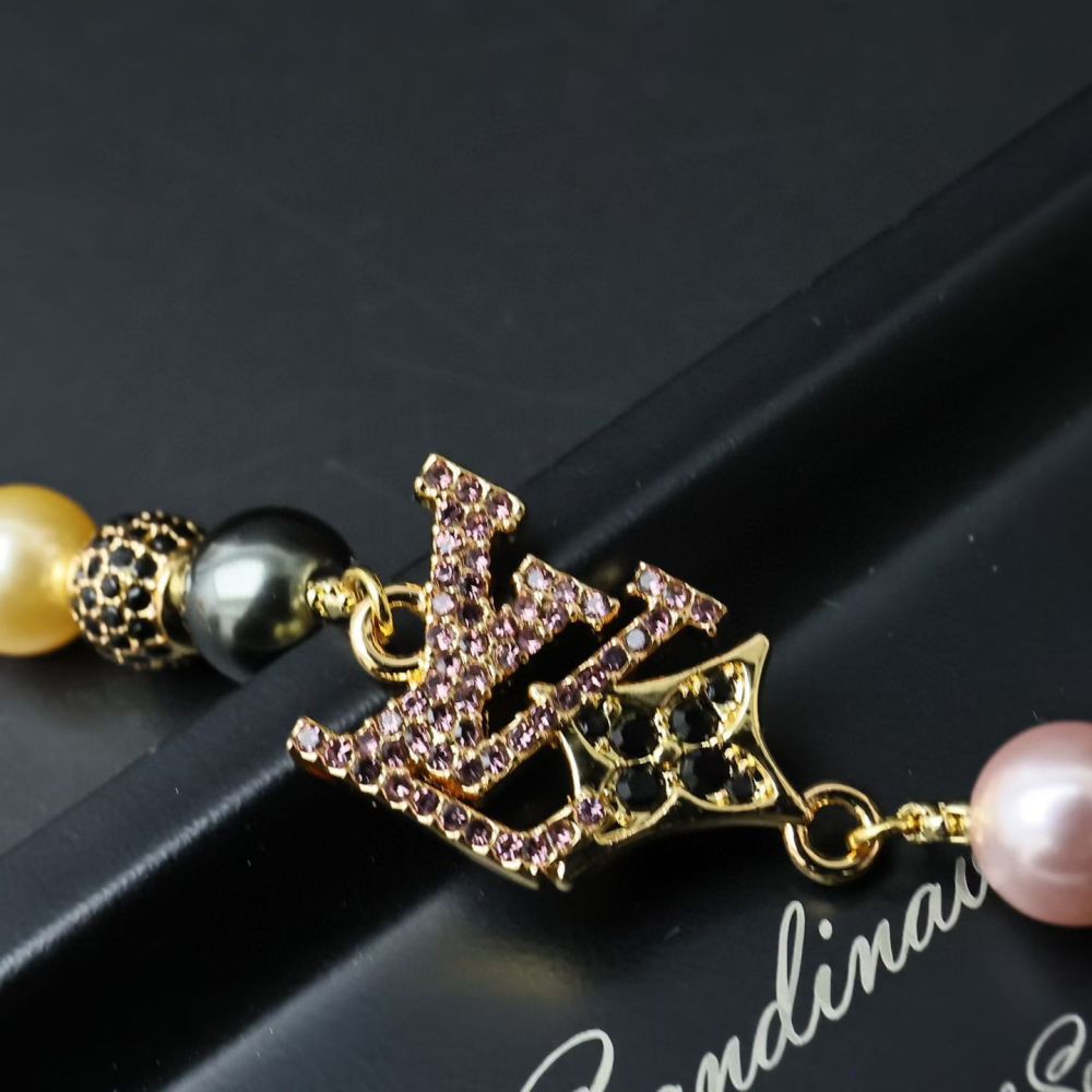 001  LV DANDY PEARLS 手链  LVDandy Pearls 手链致敬 Pharrell Williams