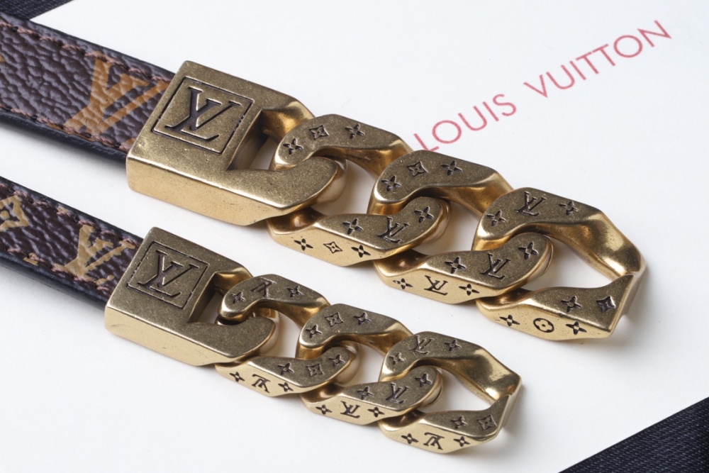 001  LV Old Style Leather Rope Bracelet