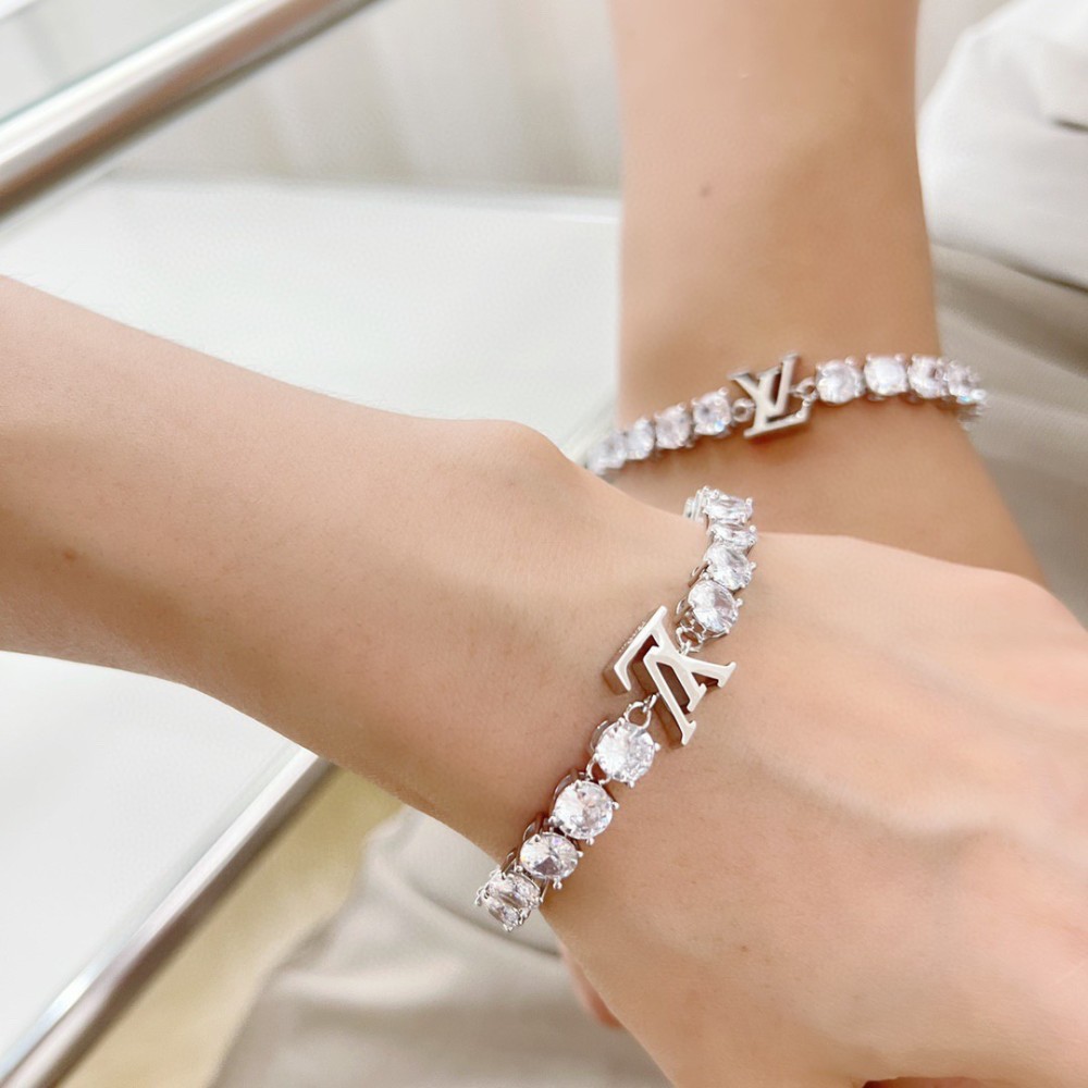 001  LV Diamond Bracelet
