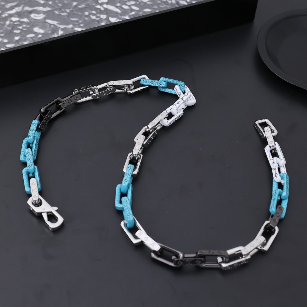 001  LV Bamboo Clip Necklace M01293