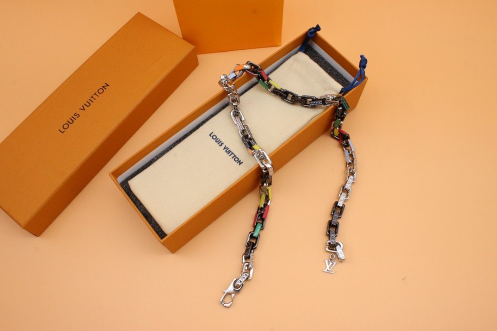 001  Paradise Chain