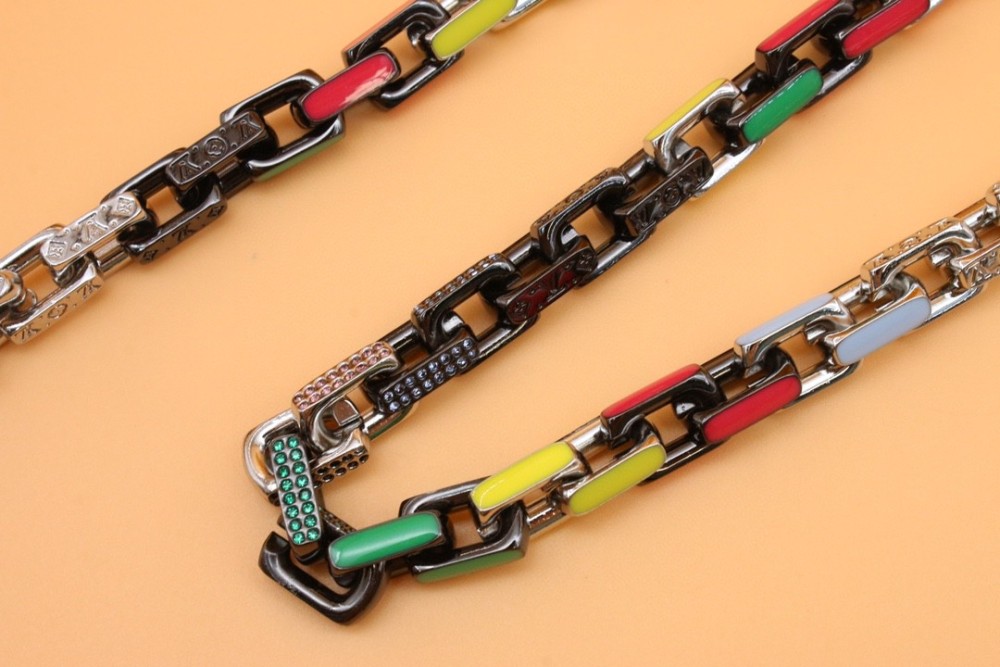 001  Paradise Chain