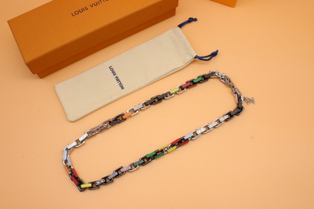 001  Paradise Chain