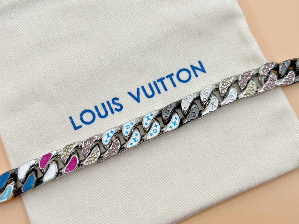 001  Paradise Chain