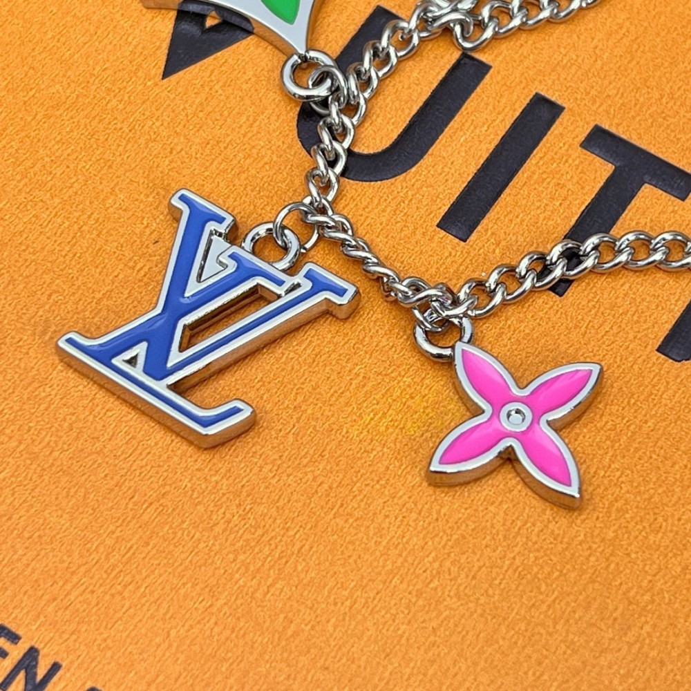 001  LV Instinct