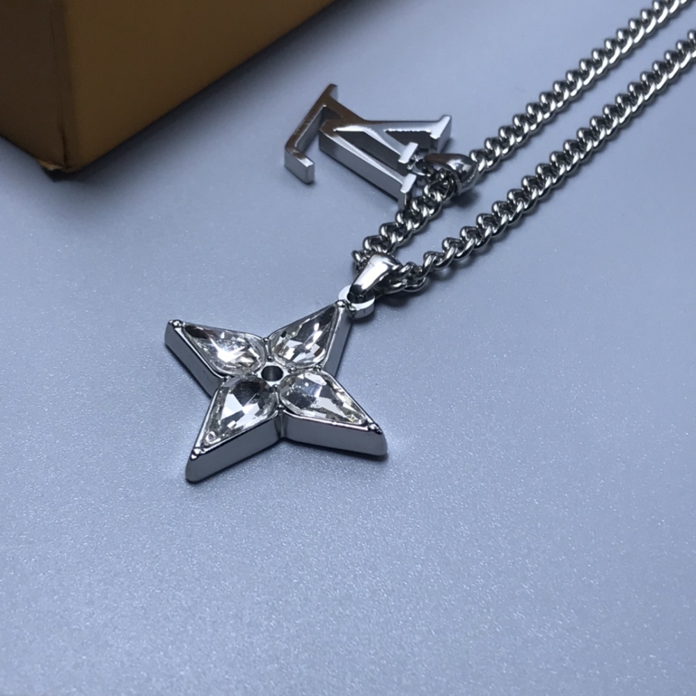 001 LV Necklace - New Product - White Gold Pointed Flower Crystal Necklace