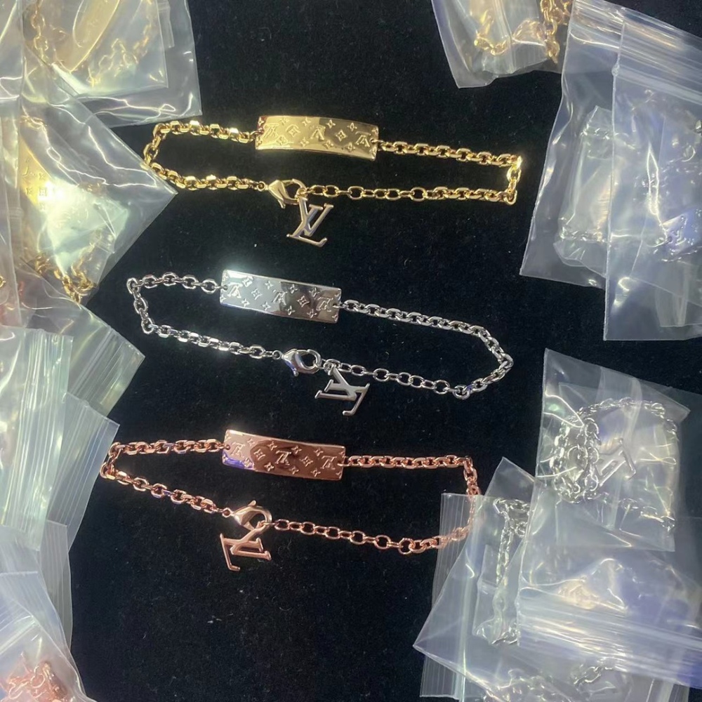 001 New model bracelet by LV