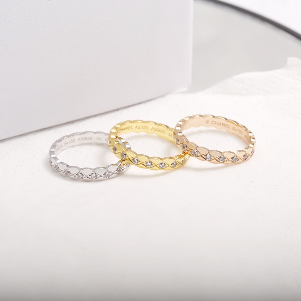 001 Chanel Diamond Geometric Ring
