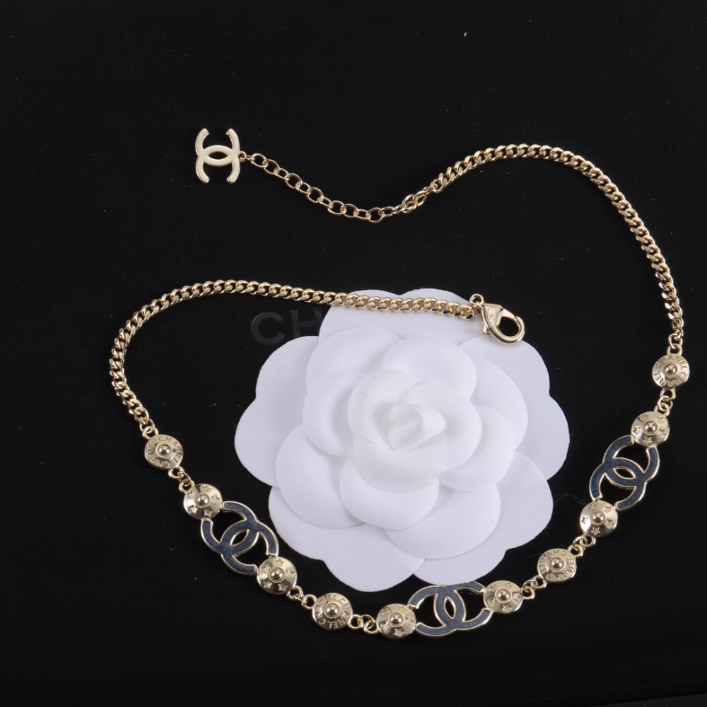 001 Chanel Chanel Petite Charm Necklace