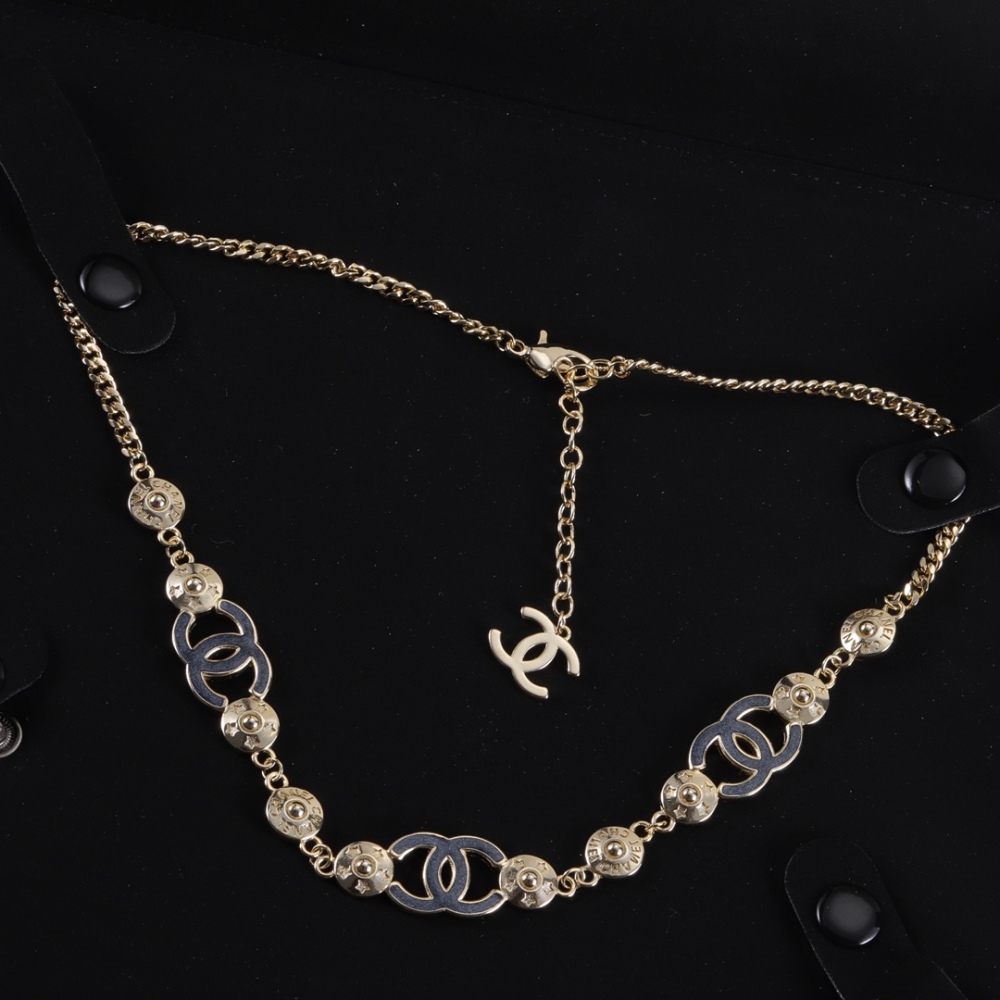 001 Chanel Chanel Petite Charm Necklace