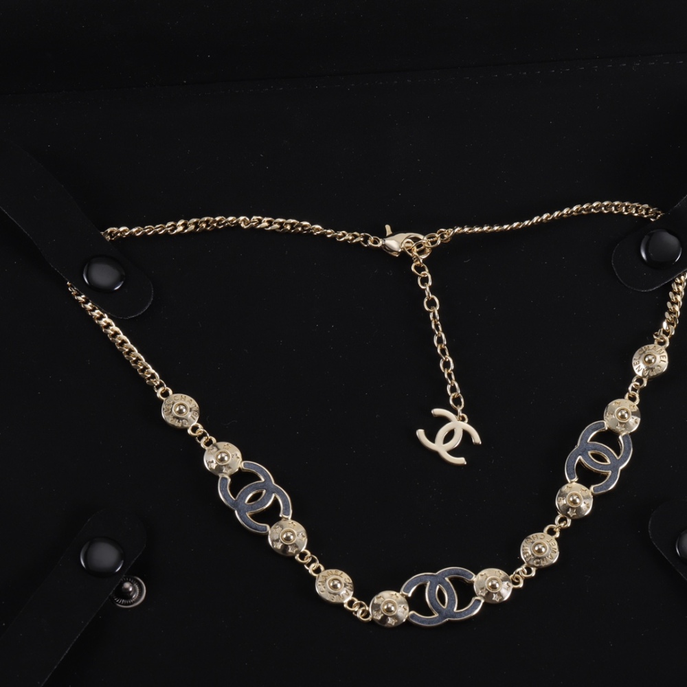 001 Chanel Chanel Petite Charm Necklace