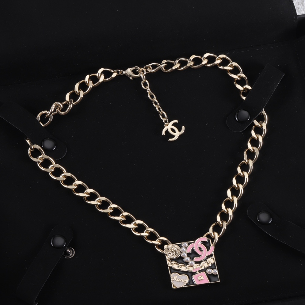 001 Chanel Chanel Petite Charm Necklace