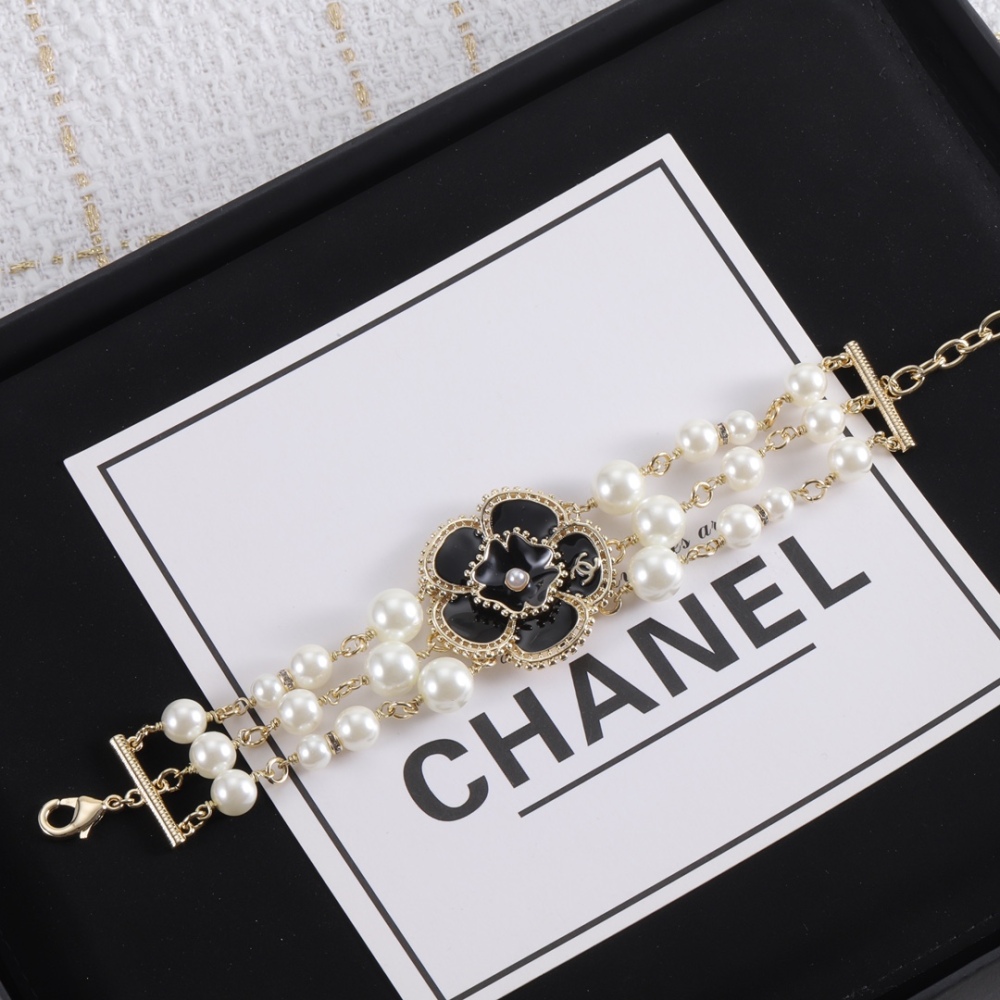 001 Chanel Petite Charm Bracelet