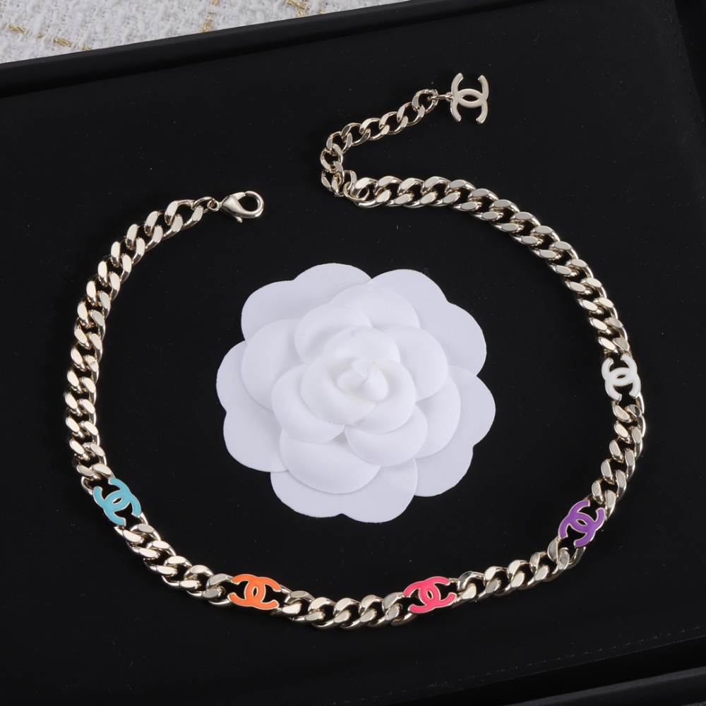 001 Chanel Chanel Petite Charm Necklace