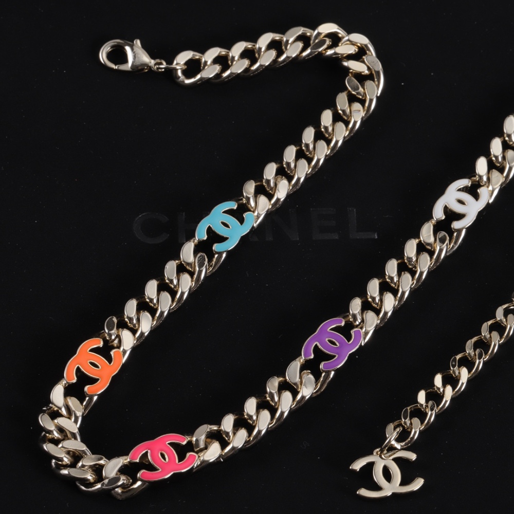 001 Chanel Chanel Petite Charm Necklace