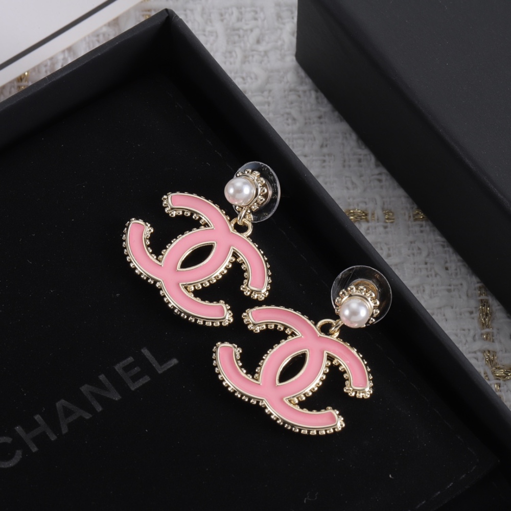 001 Chanel Petite Earring