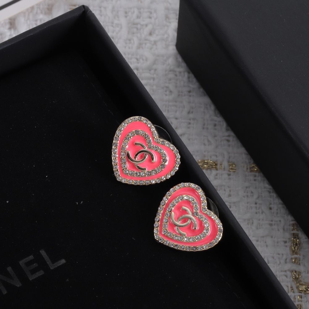 001 Chanel Petite Earring