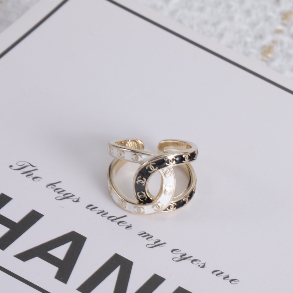 001 Chanel Petite Xiang Ring