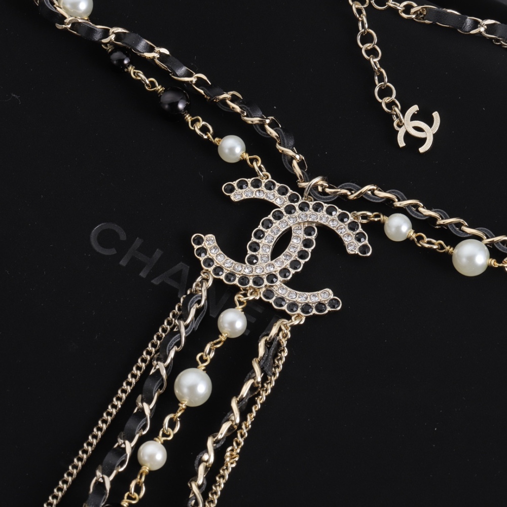 001 Chanel Chanel Small Smokey Sweater Chain, Small Smokey Necklace