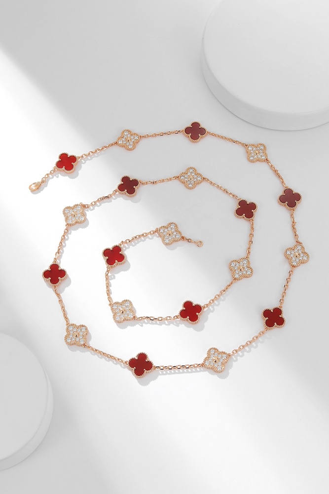 001 Van Cleef & Arpels Necklace