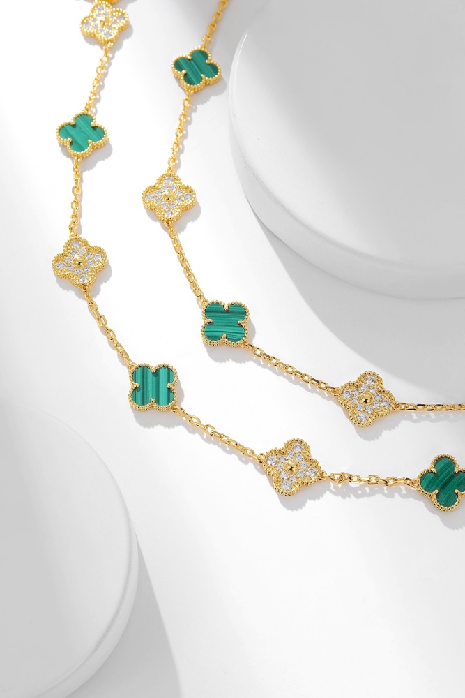 001 Van Cleef & Arpels Necklace