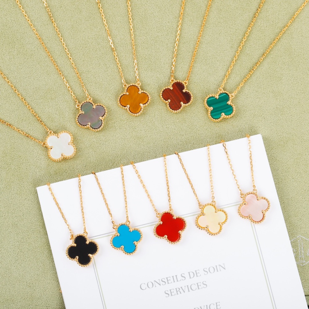 001 Van Cleef & Arpels Necklace