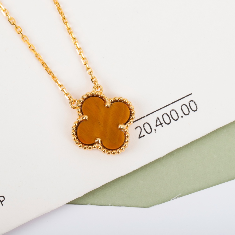 001 Van Cleef & Arpels Necklace