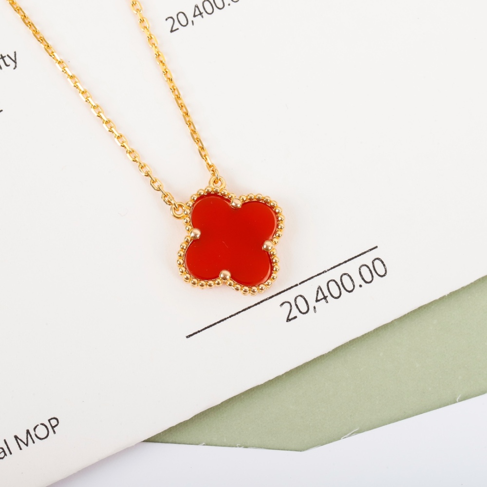001 Van Cleef & Arpels Necklace