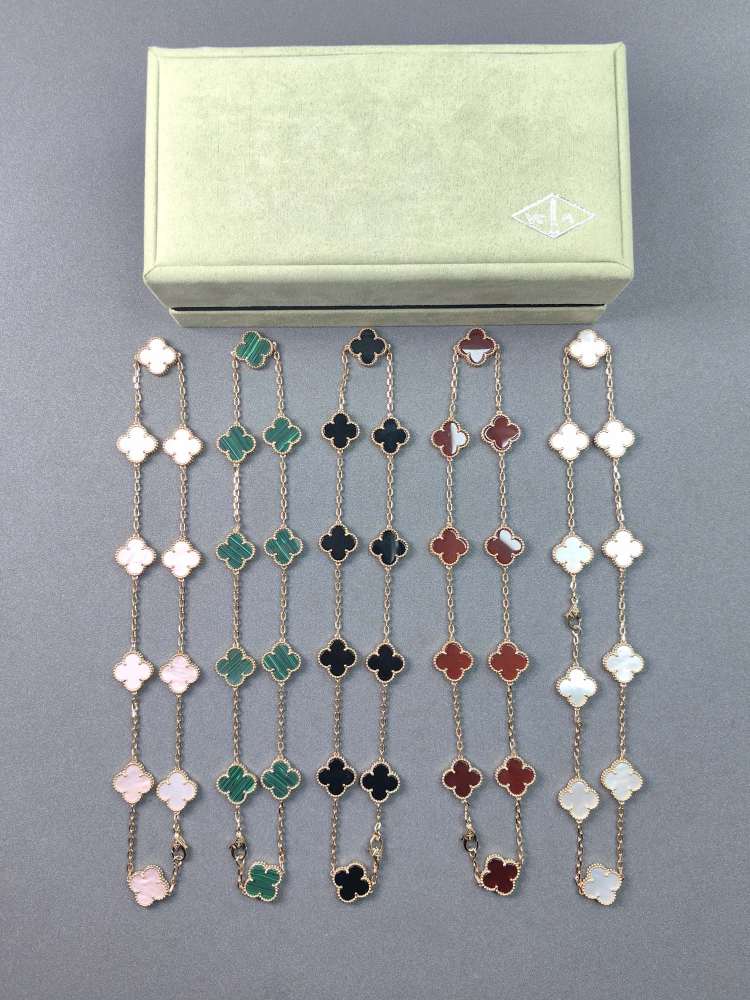001 Van Cleef & Arpels Necklace