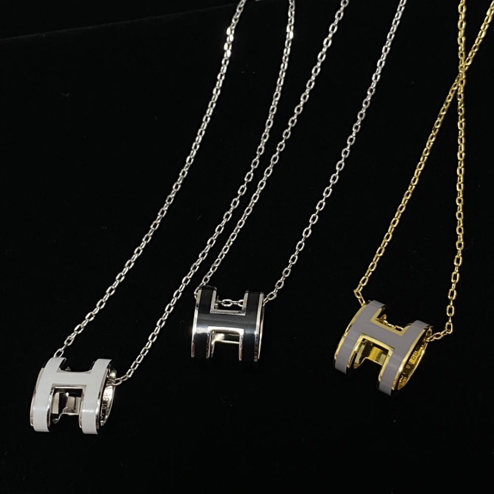 001 Hermès Necklace