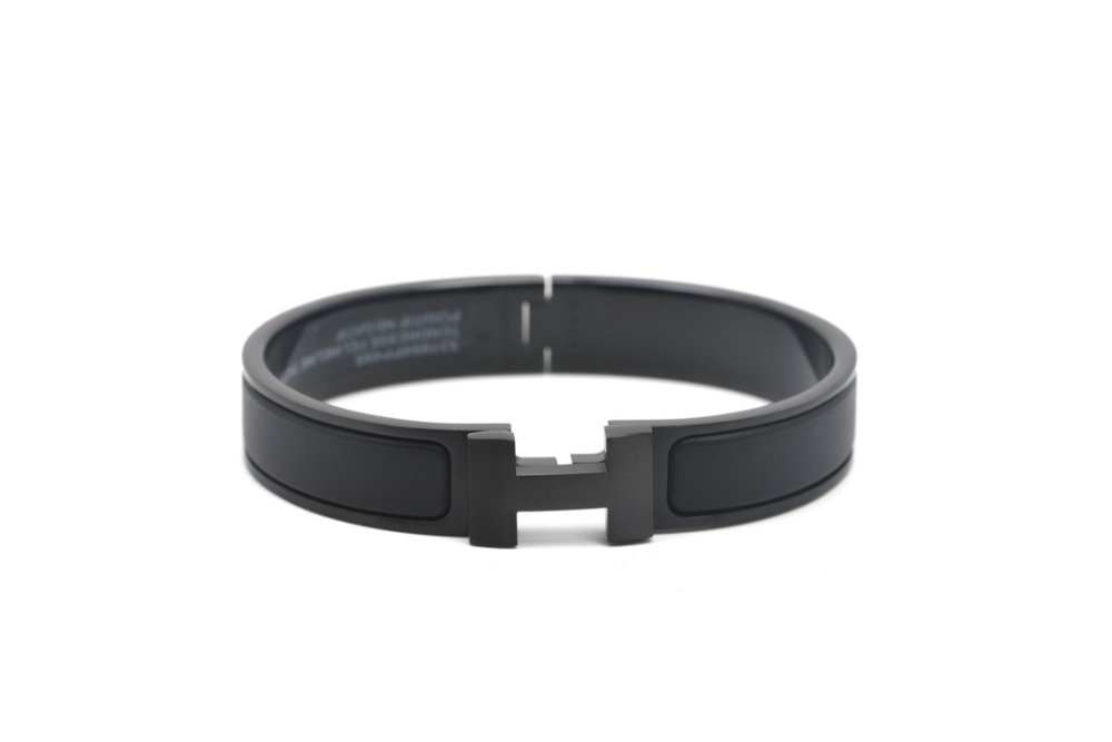 001 Hermès Hand bracelet