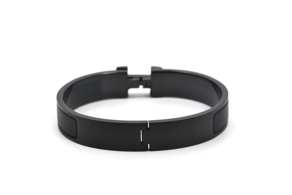 001 Hermès Hand bracelet