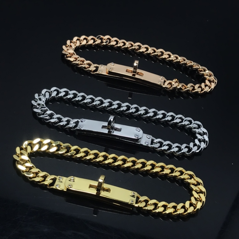001 Hermès Hand bracelet