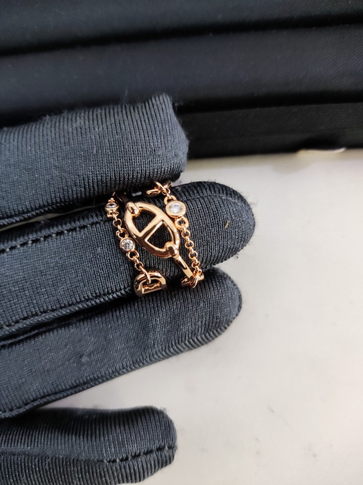 001 Hermès Ring