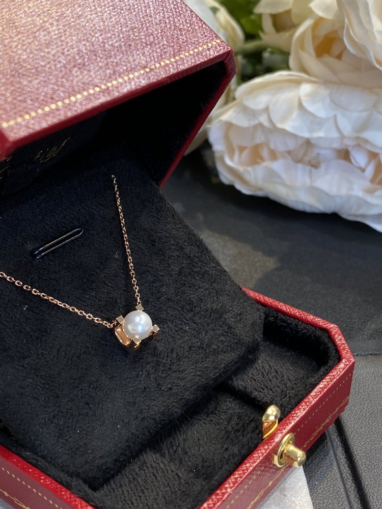 001 Cartier Necklace