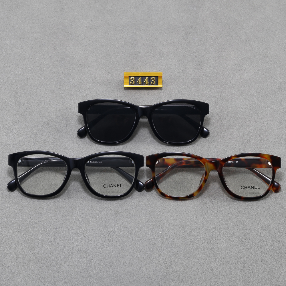 003 Chanel sunglasses