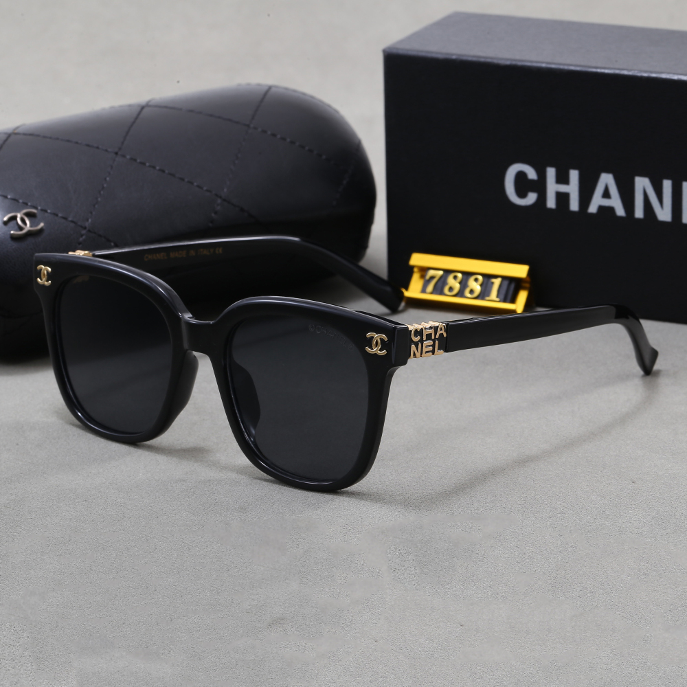 003 Chanel sunglasses