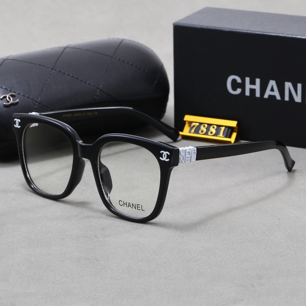 003 Chanel sunglasses