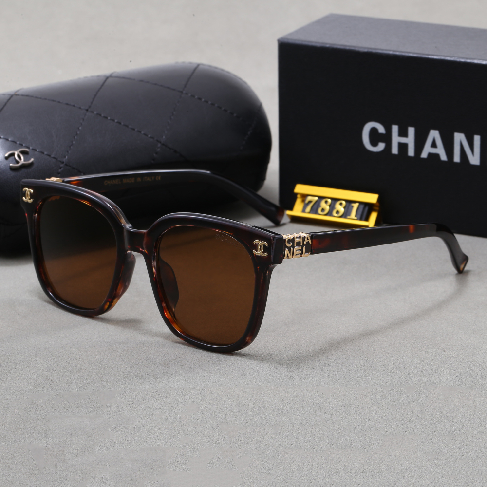 003 Chanel sunglasses