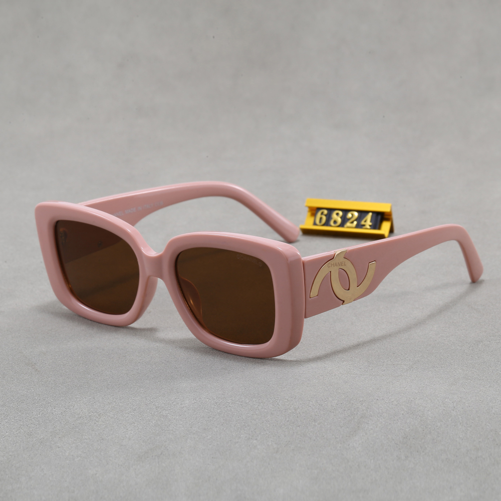 003 Chanel sunglasses