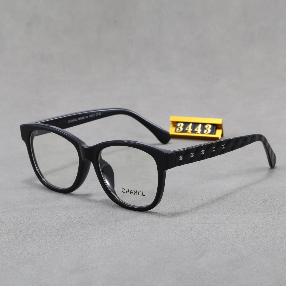 003 Chanel sunglasses
