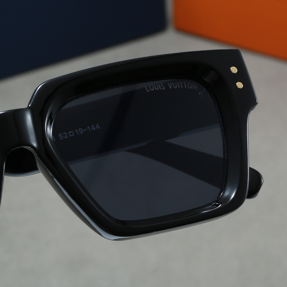 003 LV sunglasses