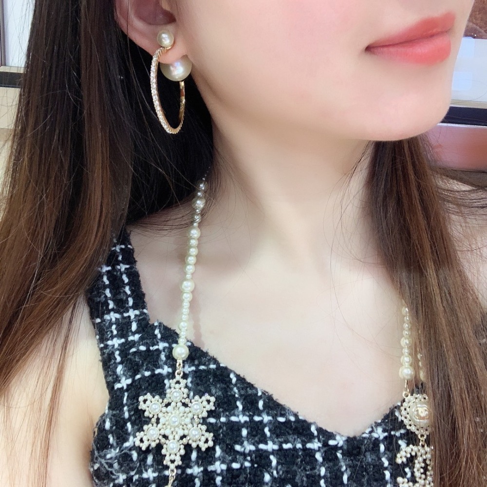 002dior耳环