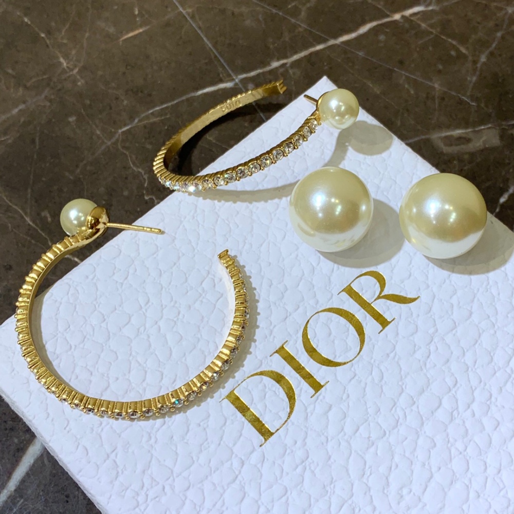 002dior耳环